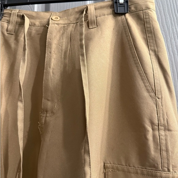 Men’s True Rock tan cargo shorts NWOT front & back pockets Size 32 - Picture 3 of 7